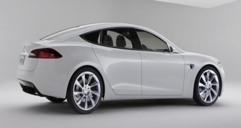  - Tesla S : la berline électrique se dévoile