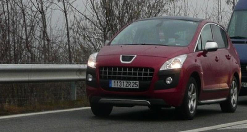  - Spyshot éculé : le Peugeot 3008 préfère se cacher