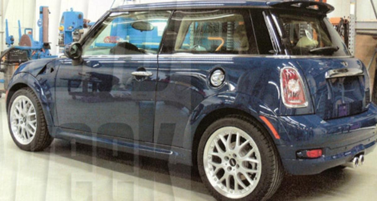 Les premiers spyshots de la Mini by Rolls Royce.