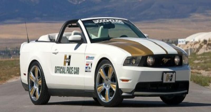  - Série limitée Ford Mustang Convertible Pace Car par Hurst