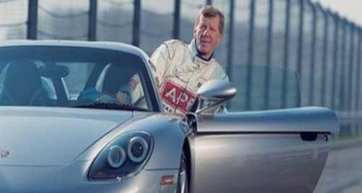 Le grand Walter Röhrl rempile pour un an chez Porsche