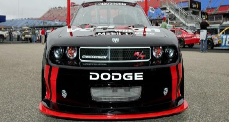  - Dodge Challenger NASCAR Nationwide