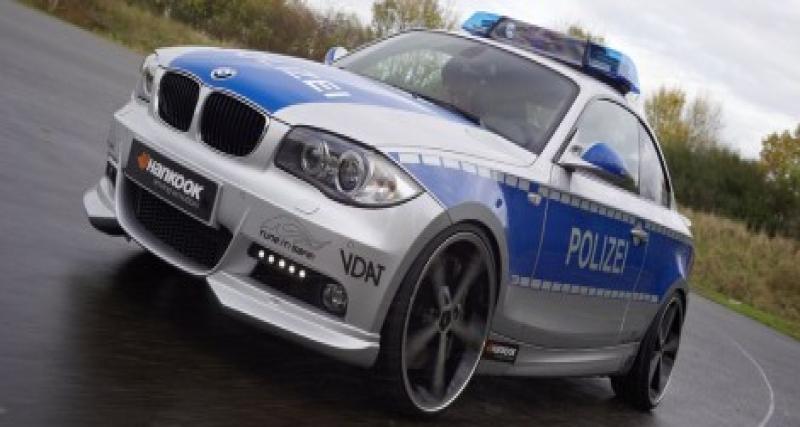  - BMW 123d Polizei par AC Schnitzer