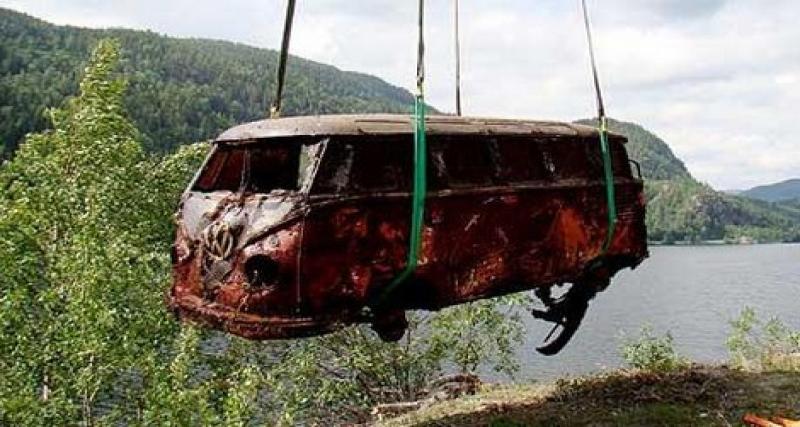  - Un combi VW sauvé des eaux