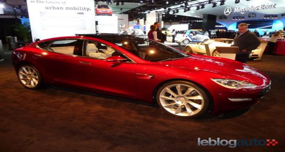 Detroit 2010 Live : Tesla S