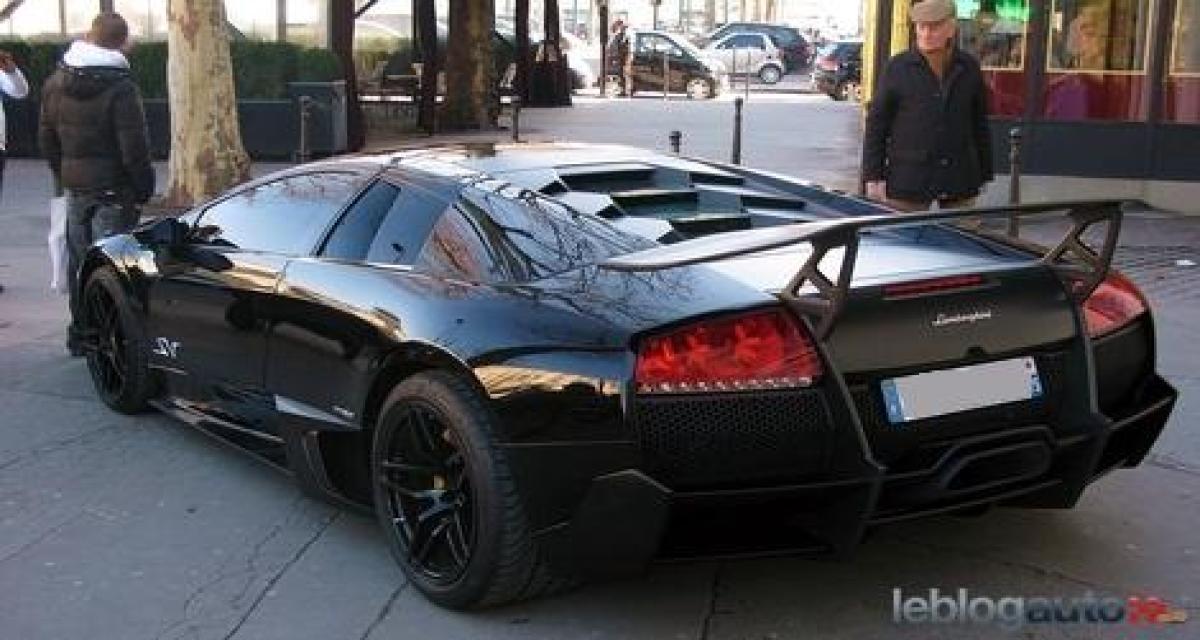 Le conducteur du jour: Lamborghini Murciélago SuperVeloce noire pas mate