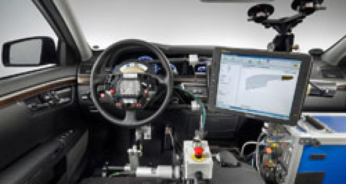 Les tests en pilotage automatique chez Mercedes 