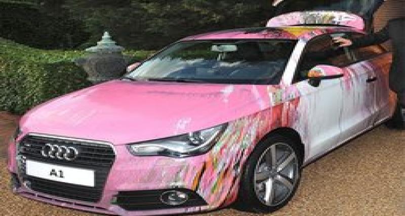  - Bal d'Elton John : le tarif de l'Audi A1 aux enchères s'envole
