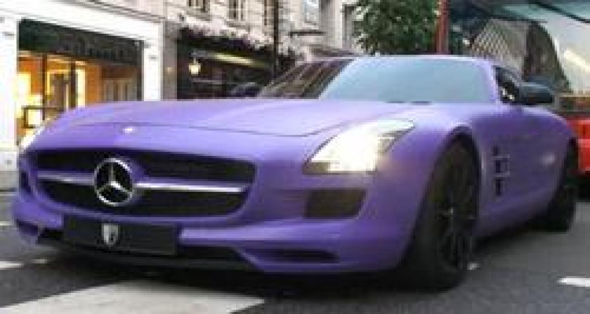 Mercedes SLS AMG : purple car