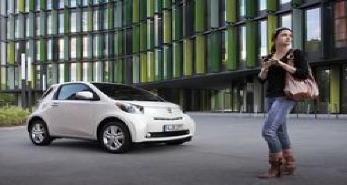 Paris 2010 : la Toyota iQ 2011 en photos