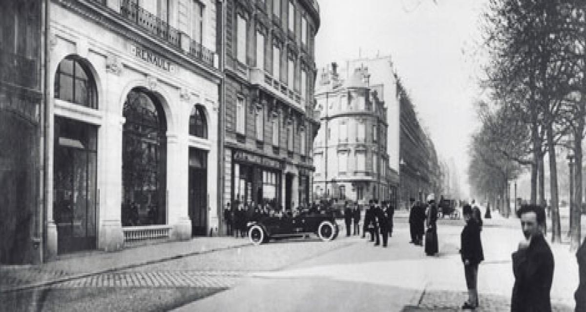 Renault célèbre son centenaire sur les Champs-Elysées