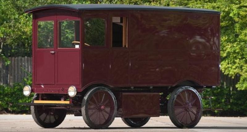  - A vendre: un camion électrique de 1909