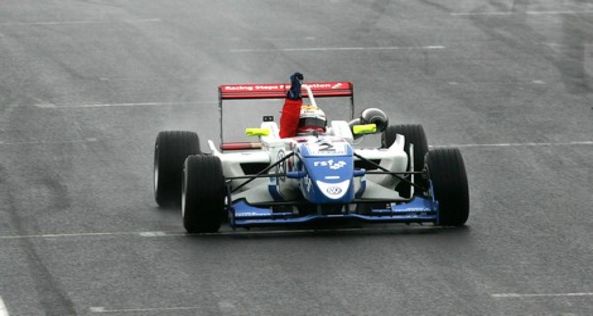 British F3 à Brands Hatch: Calado pour la conclusion