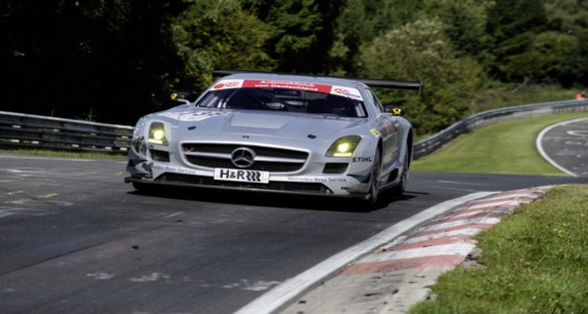 La Mercedes SLS AMG GT3 accidentée en compétition (vidéo)