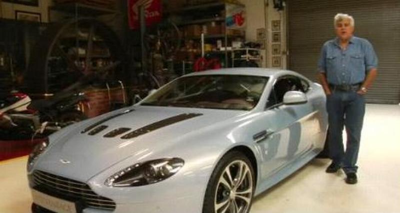  - Jay Leno en Aston Martin V12 Vantage (vidéo)