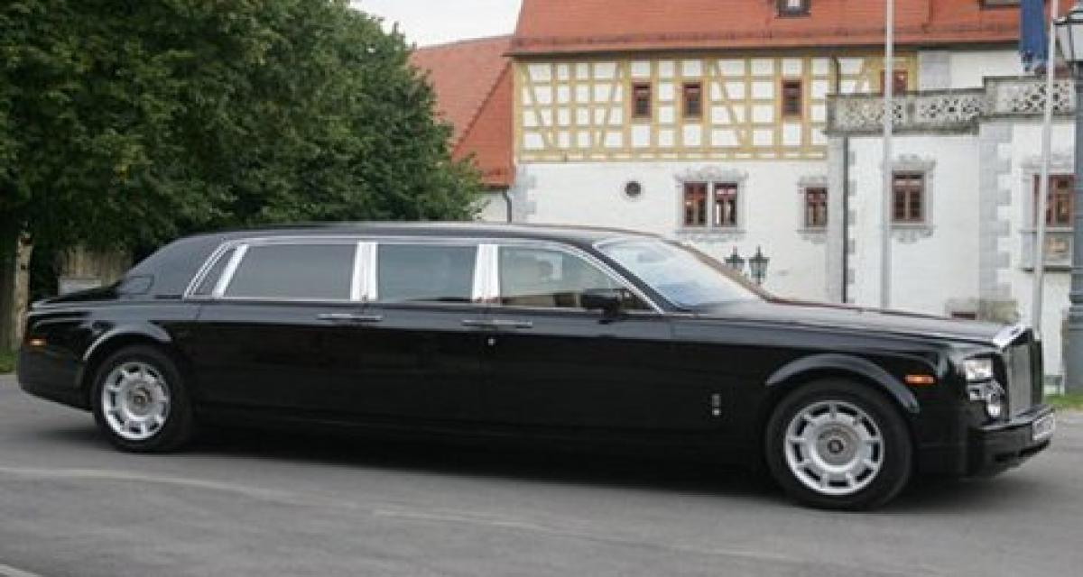 Pour Noël : offrez-vous une Phantom limousine blindée