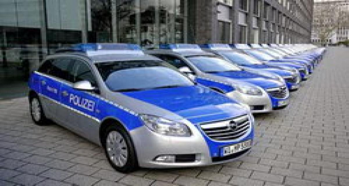 La police allemande en Opel Insignia 