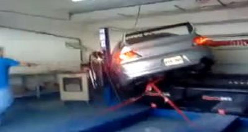  - FAIL : la malédiction du banc frappe une Mitsubishi Evo (vidéo)