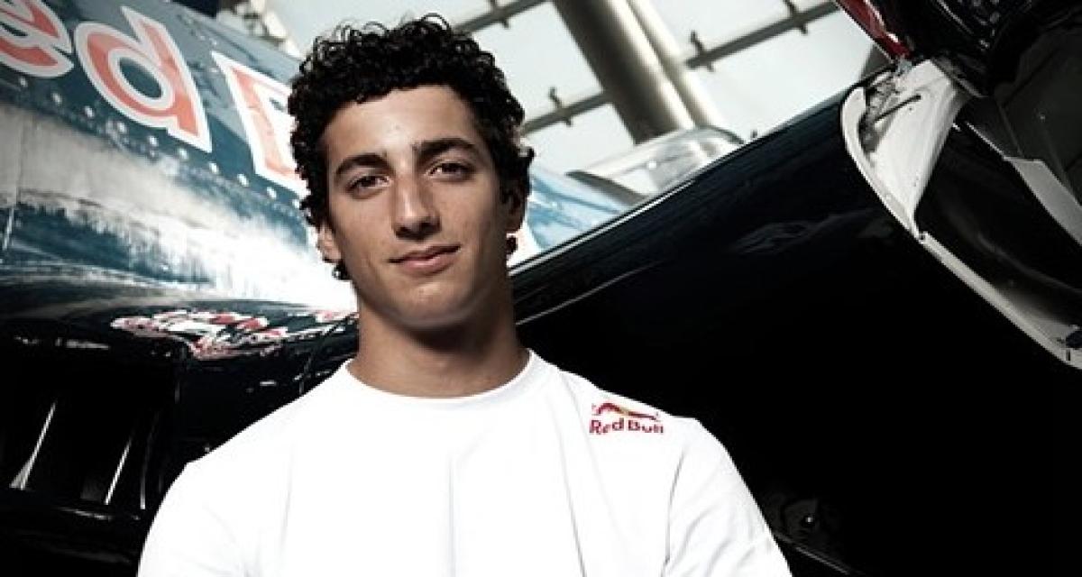 World Series by Renault : Daniel Ricciardo chez ISR Racing