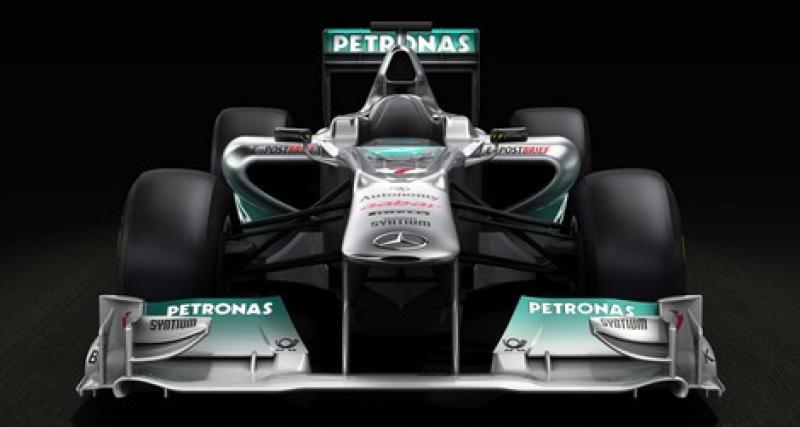 - La Mercedes GP W02 se livre en avant-première