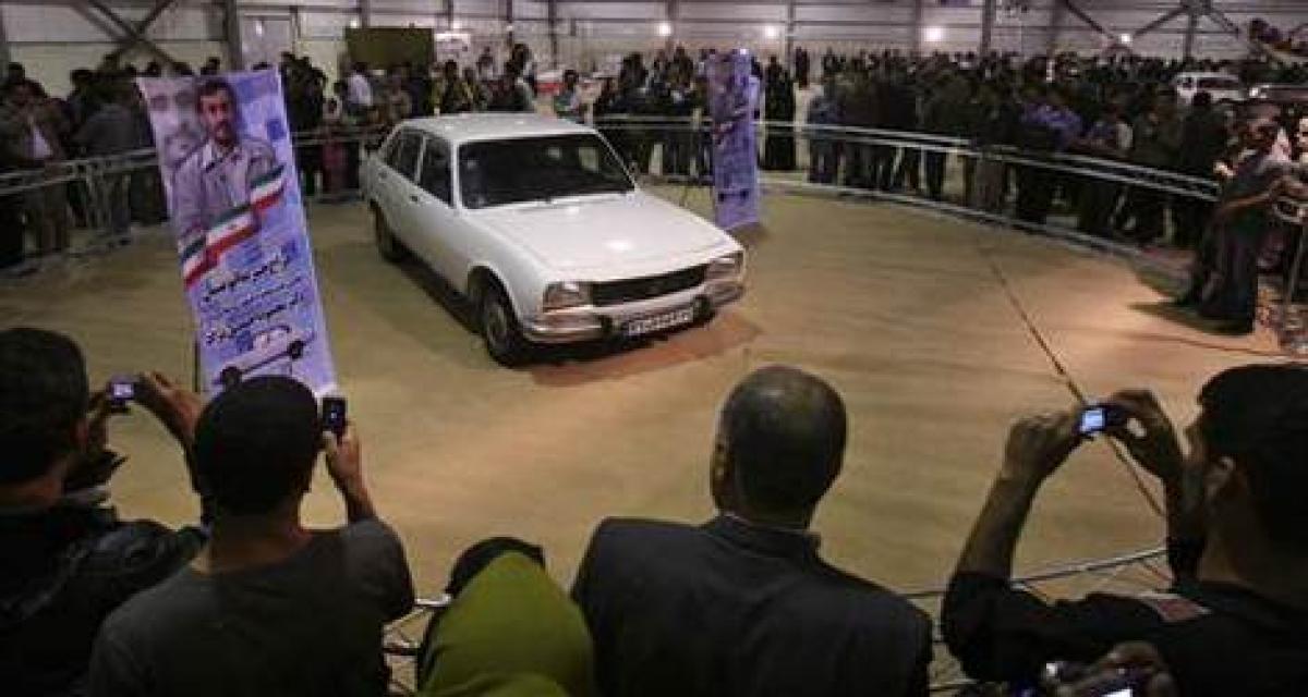 La Peugeot 504 de Mahmoud Ahmadinejad a fait recette : 2,5 millions de dollars