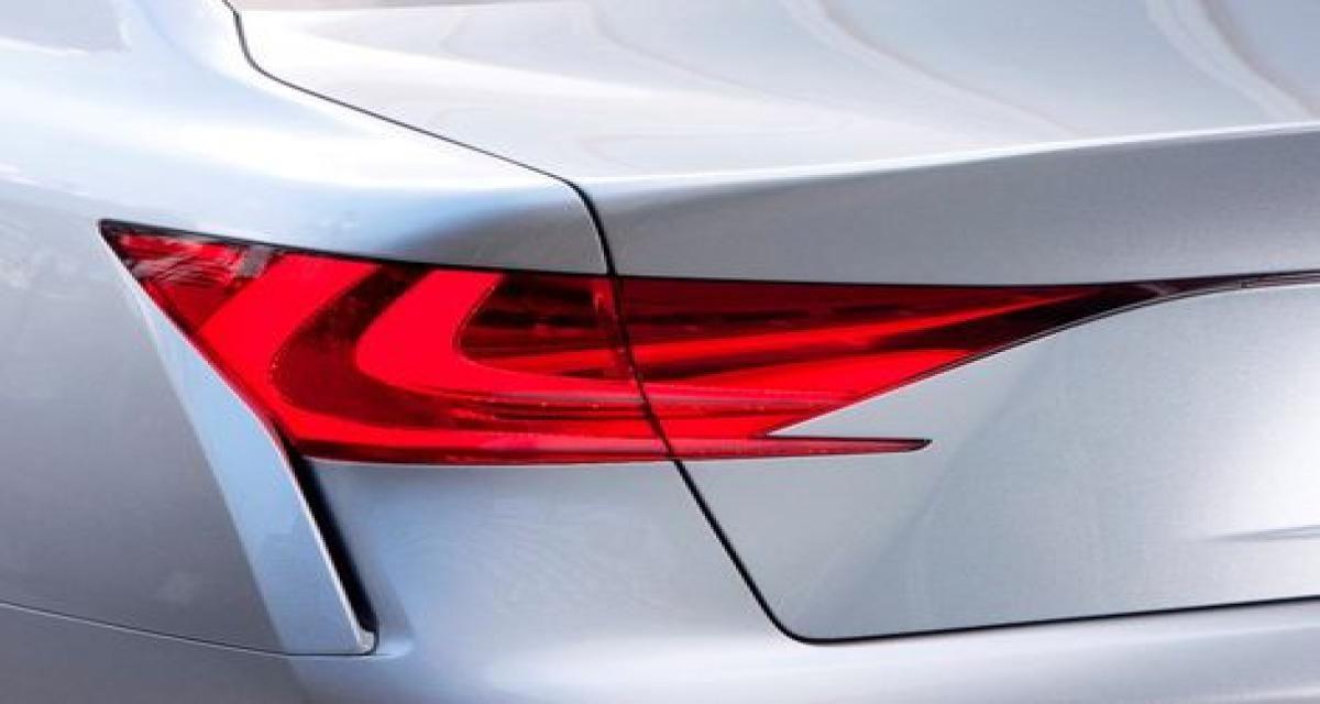 Lexus tease son concept LF-Gh