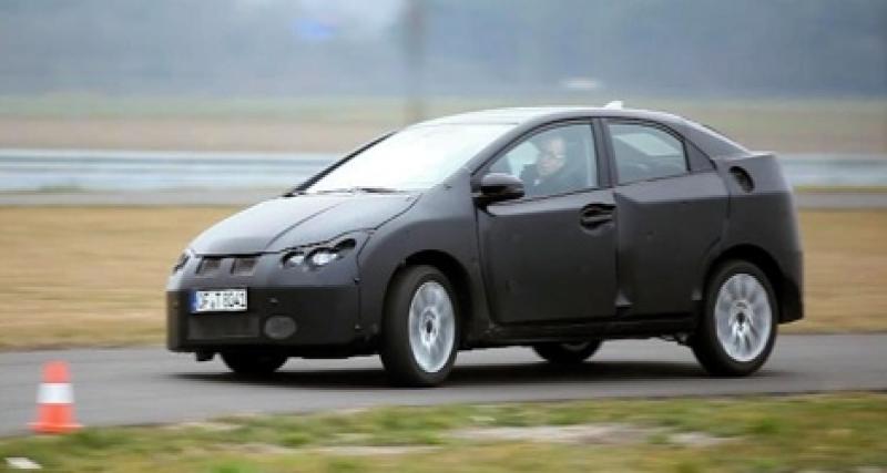  - Francfort 2011 : Honda camoufle la Civic pour mieux la montrer
