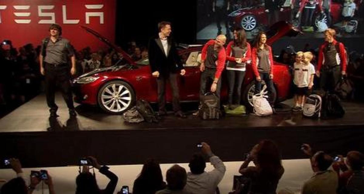 Tesla dévoile la berline S Beta : de la place pour 7 ou 8 (vidéo)