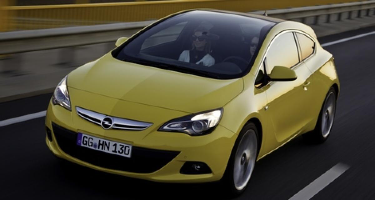 Opel Astra GTC : nouveaux moteurs et toit panoramique
