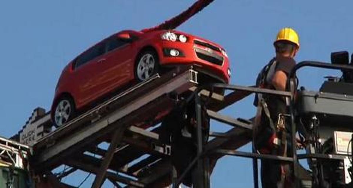 Marketing : la Chevrolet Sonic enchaîne les cascades (vidéo)