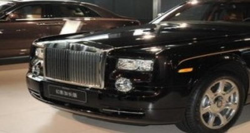  - Guangzhou 2011 : Rolls-Royce Phantom China Dragon Edition