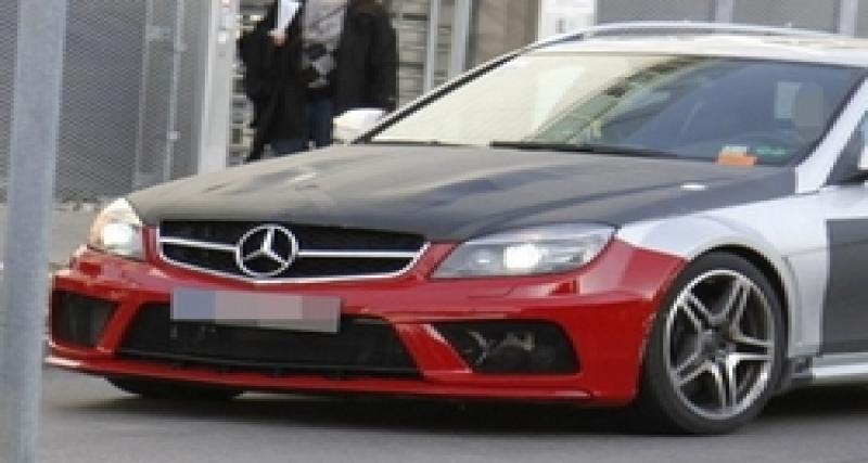  - Spyshot : Mercedes C63 AMG Black Series version break