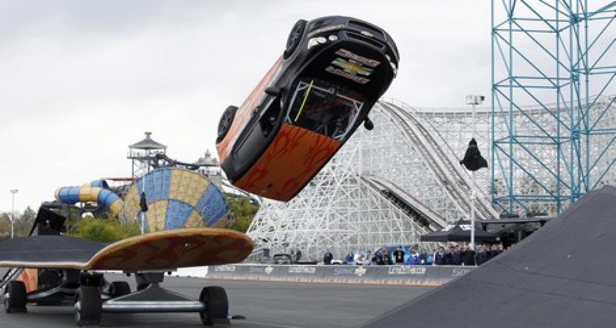 Acrobatique : un 360 degrés en Chevrolet Sonic (vidéo)