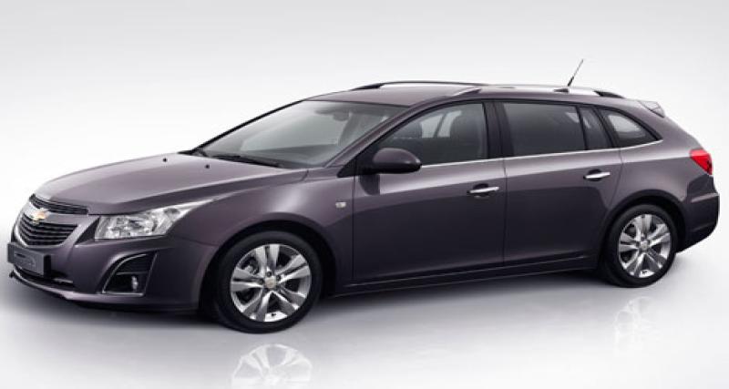  - Genève 2012 : Chevrolet présente la Cruze SW et deux concepts