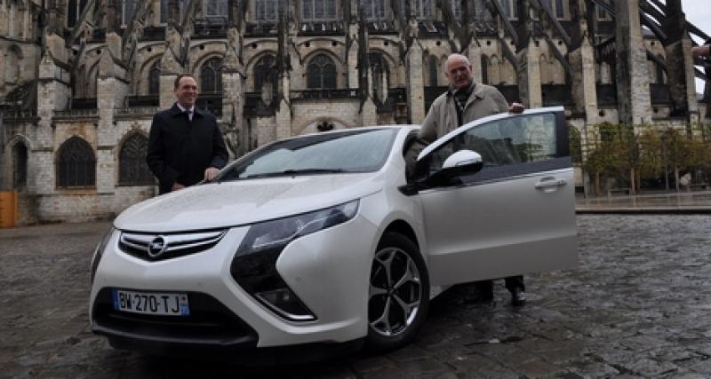  - Une Opel Ampera pour la ville de Bourges