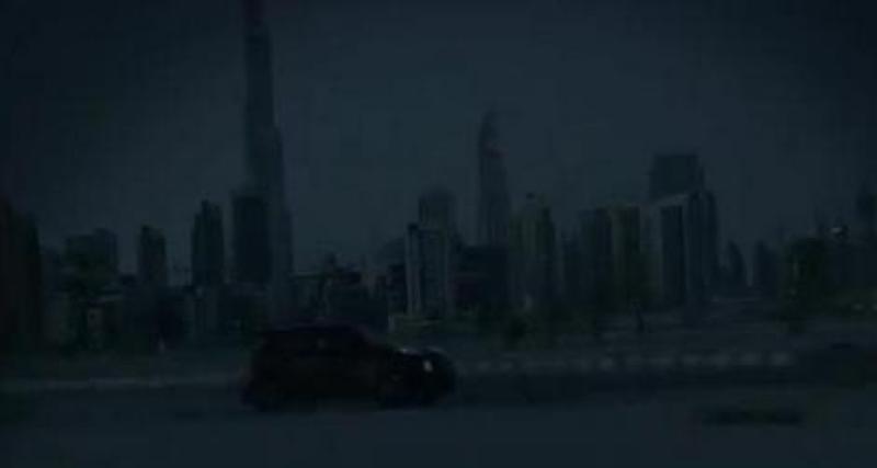  - Nissan Juke-R : de nuit à Dubaï (vidéos)