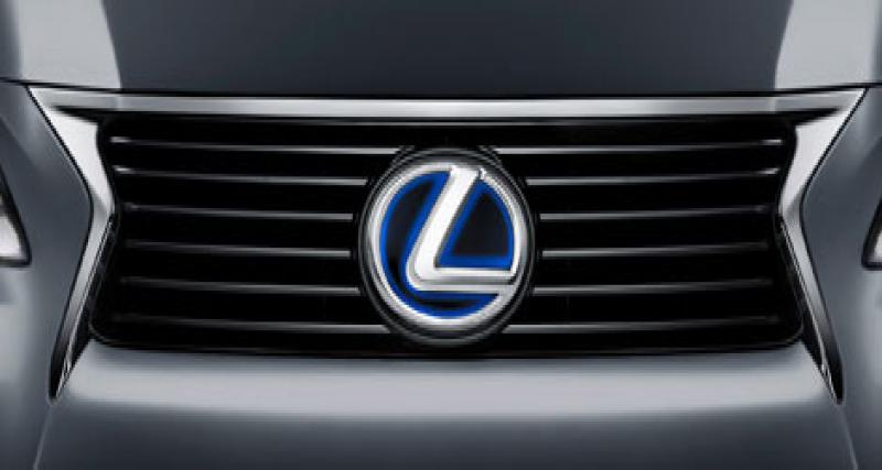  - Lexus LS : teaser fumant