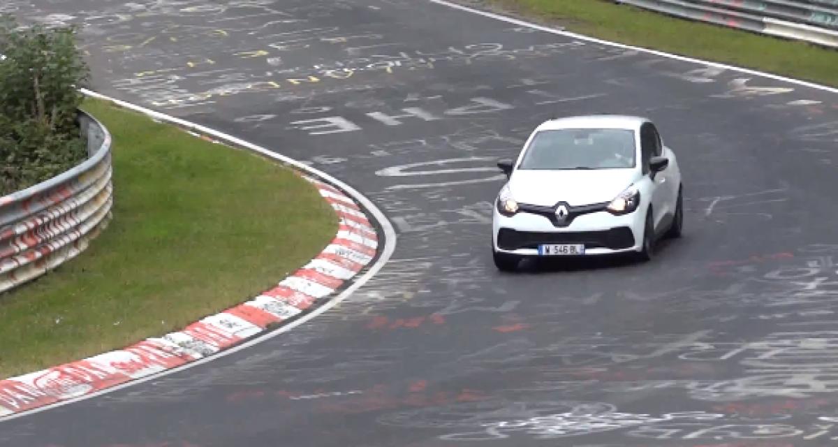 Spyshot : la Renault Clio 4 RS, en blanc, sur le Nürburgring (vidéo)