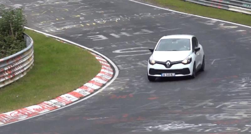 - Spyshot : la Renault Clio 4 RS, en blanc, sur le Nürburgring (vidéo)