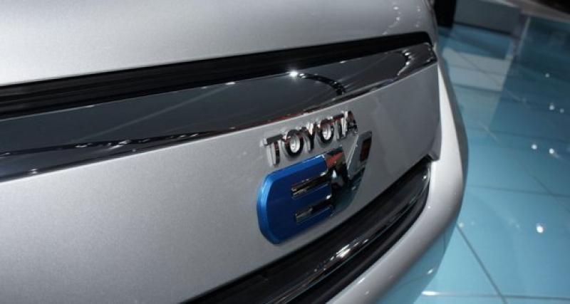  - Detroit 2013 live : Toyota Rav4 EV