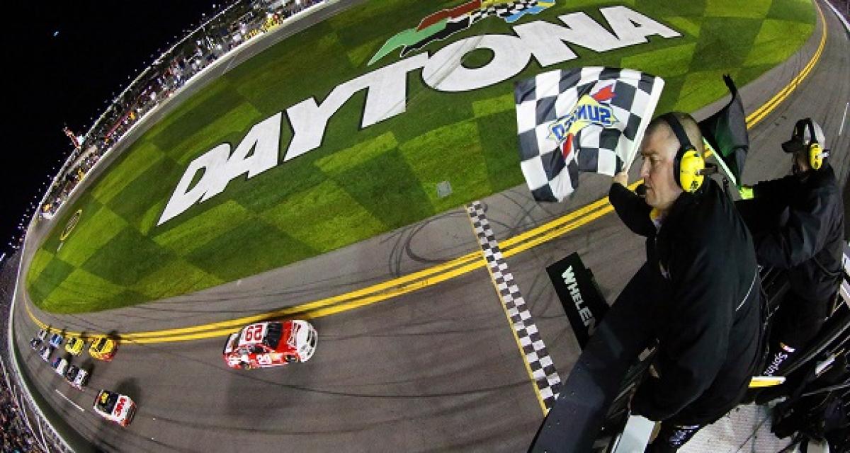 NASCAR : Harvick remporte la Sprint Unlimited [Vidéo]