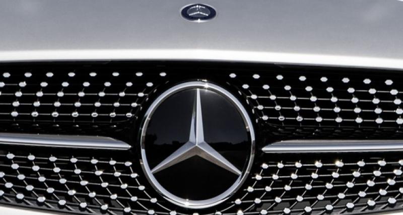  - Francfort 2013 : Mercedes GLA de série