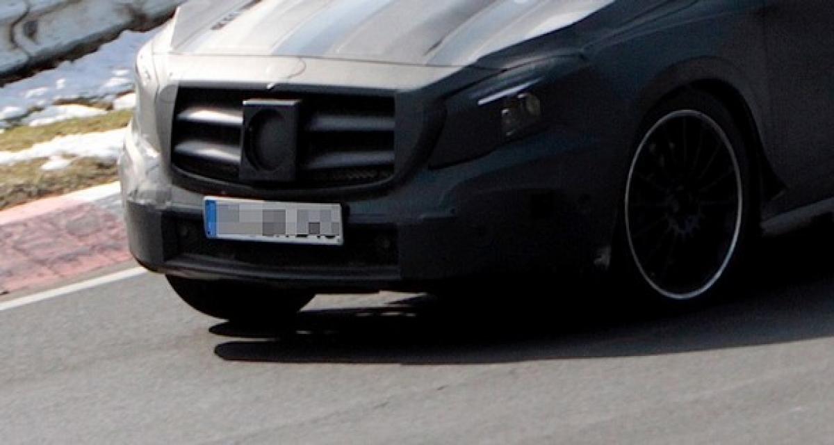 Spyshot : Mercedes GLA 45 AMG