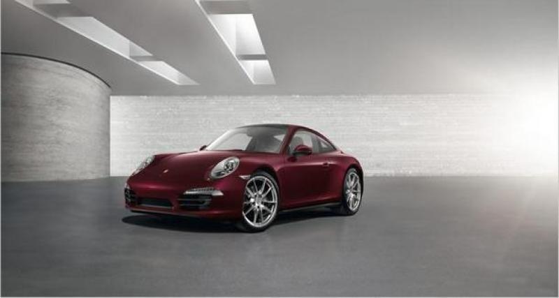  - Série Porsche 911 GUM Red Square Edition en Russie