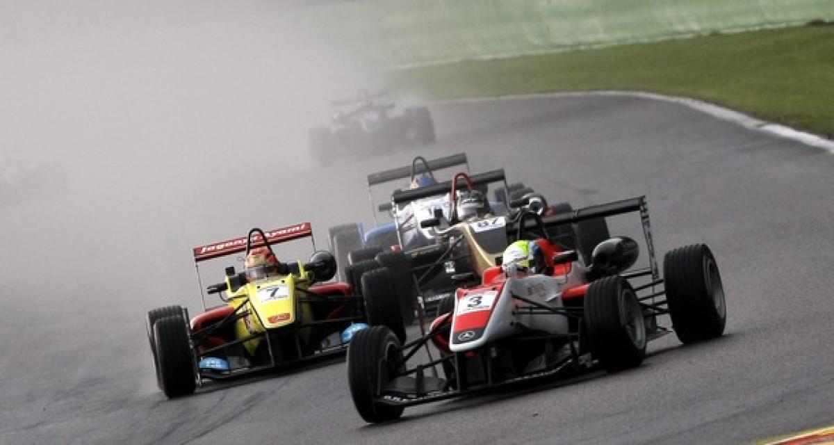 British F3 2013 à Spa: 1 victoire pour chaque équipe!