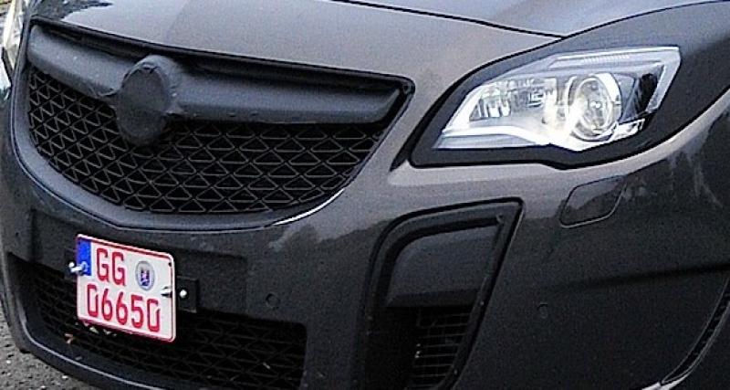  - Francfort 2013 : une Opel Insignia OPC plus énervée en approche