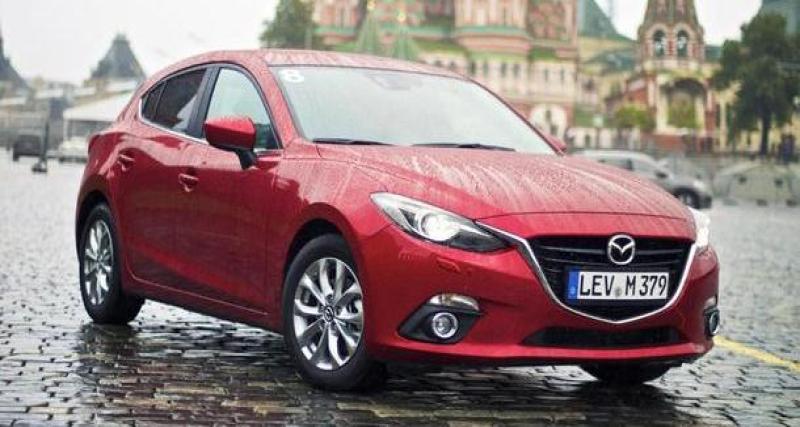  - Francfort 2013 : les Mazda3 à Moscou
