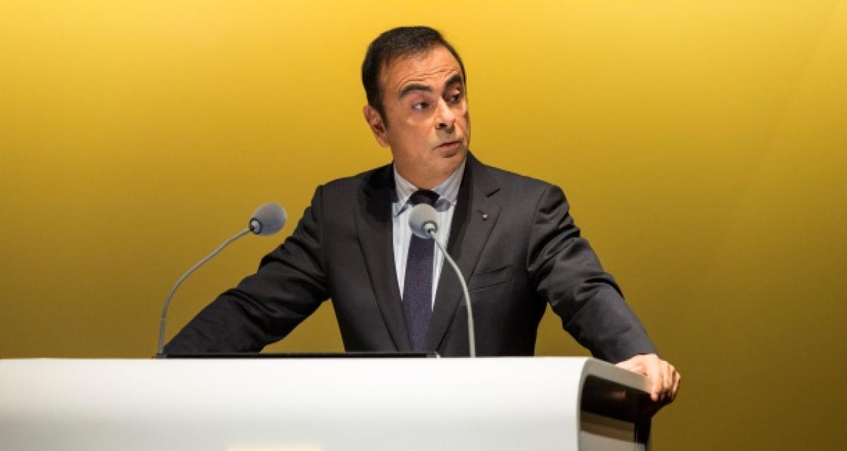 Renault : Carlos Ghosn les deux mains sur le volant !