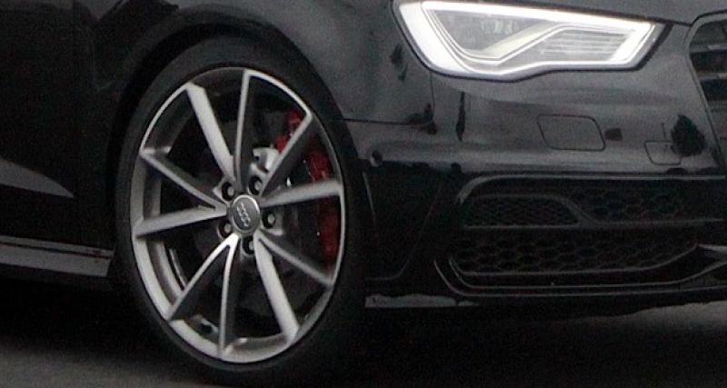  - Spyshot : Audi RS3 en approche