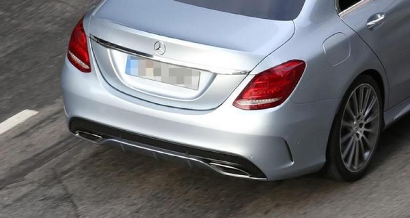  - La Mercedes Classe C 2014 parfaitement visible